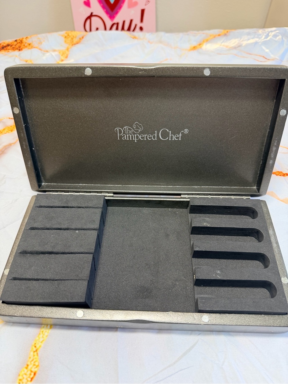 Powered chef knife box empty - Picture 3 of 7